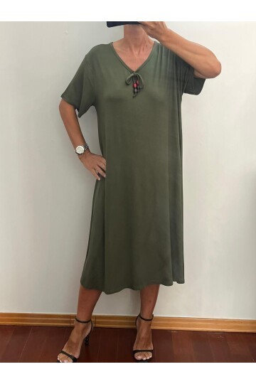 Yeşil Renk Boncuk Detaylı Elbise